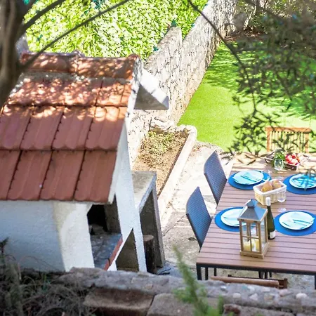 Madu --- Entire Private With Jacuzzi *