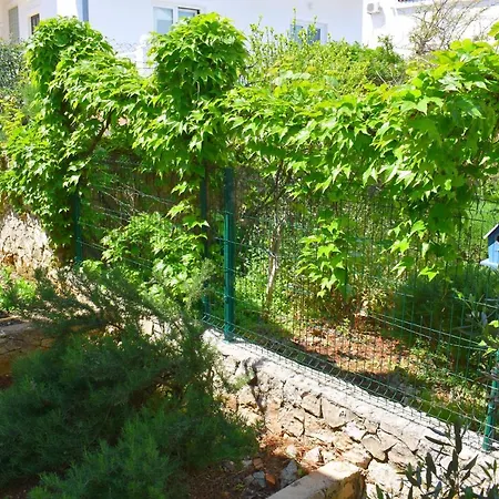 Madu --- Entire Private With Jacuzzi *