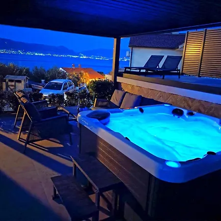 ヴィラ Madu --- Entire Private With Jacuzzi *