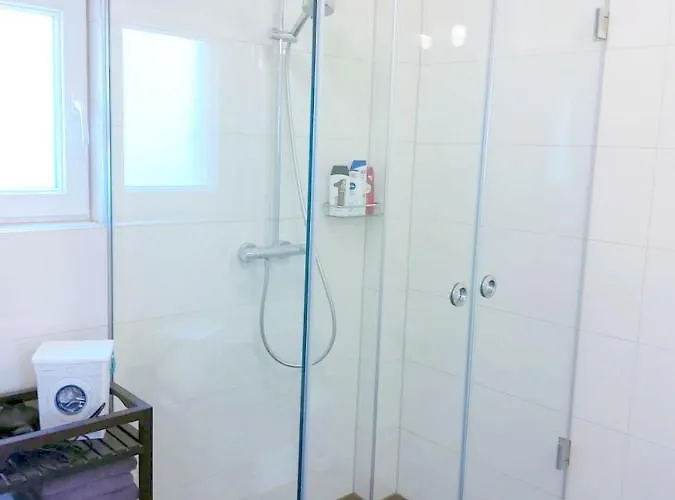 Madu --- Entire Private With Jacuzzi Willa *