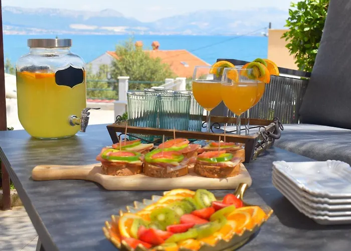 Willa Madu --- Entire Private With Jacuzzi *