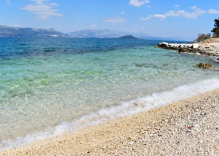 Willa Madu --- Entire Private With Jacuzzi